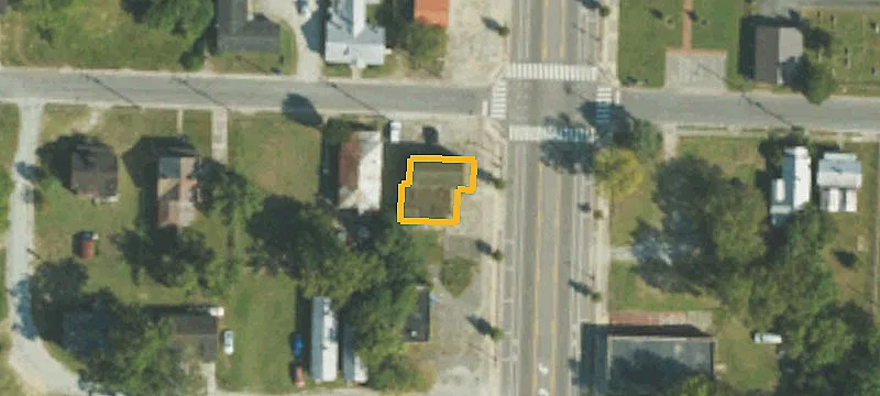 501 Queen St