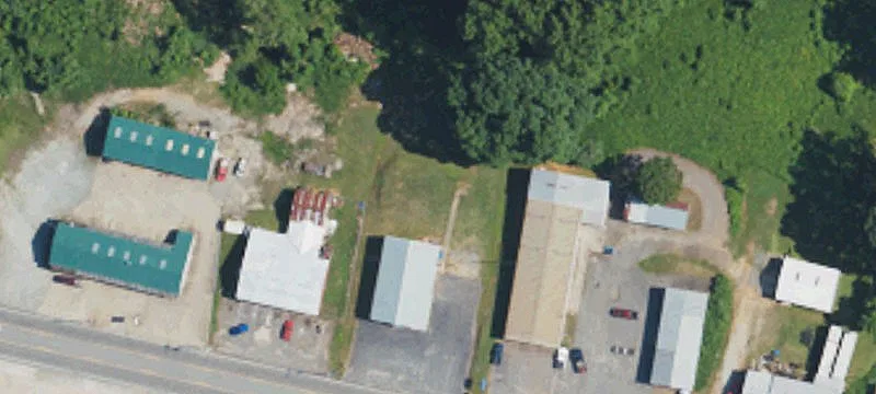 595 Main St