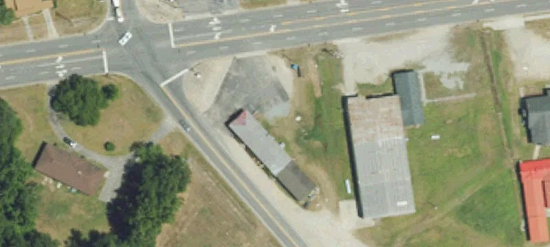 8211 Mt Dr
