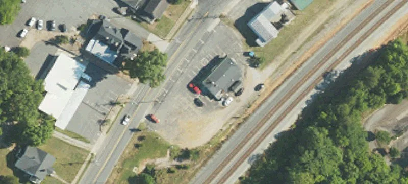 303 Main St