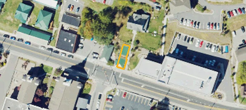 352 King St