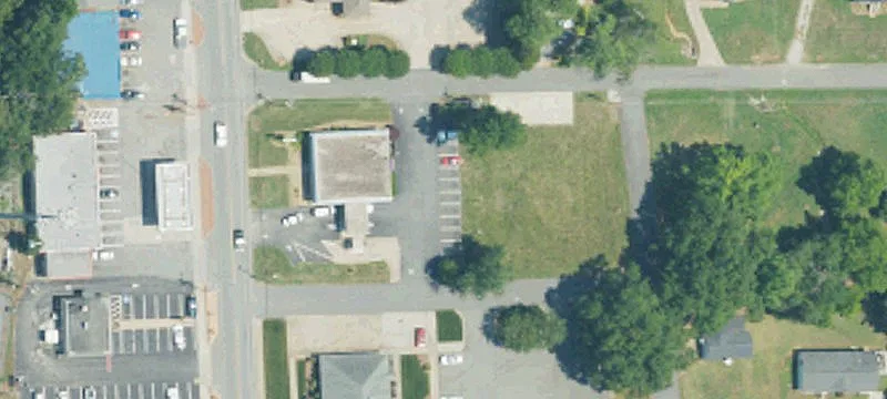 124 Main St