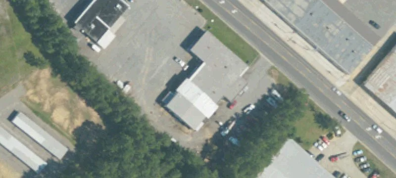 2820 Lee Ave