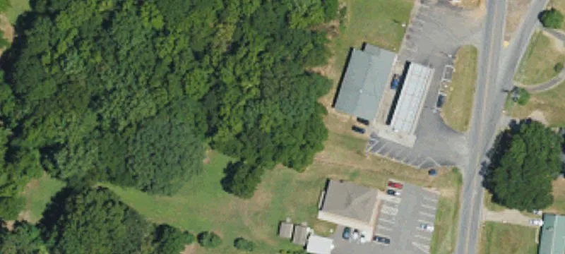 1302 Post Rd