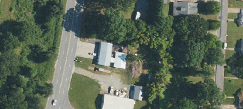 201 Oak St