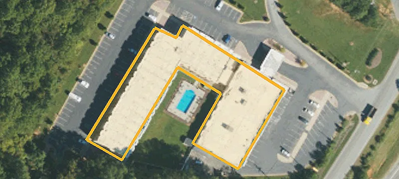 106 Holiday Inn Dr