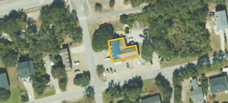 200 Mangrove Dr