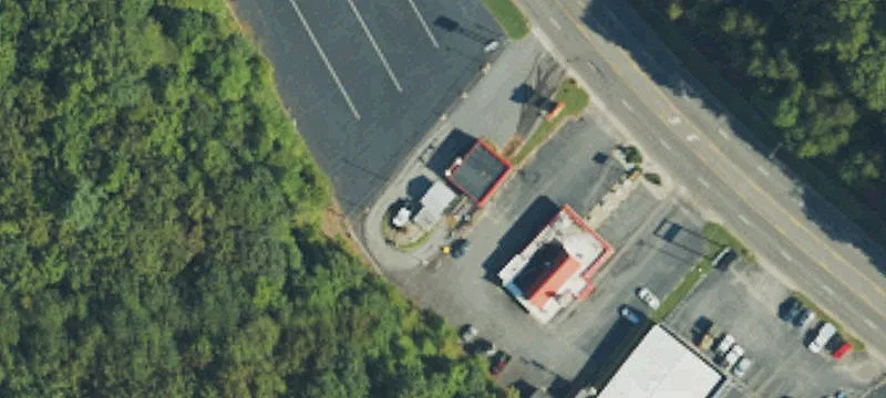 1015 Main St