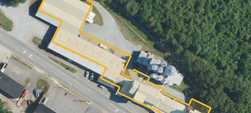 398 Main St