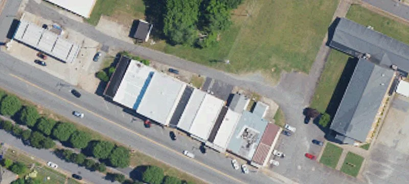 305 Main St