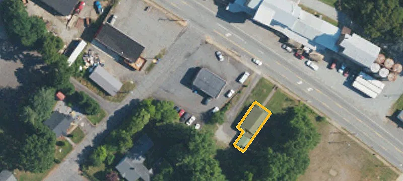 401 Main St