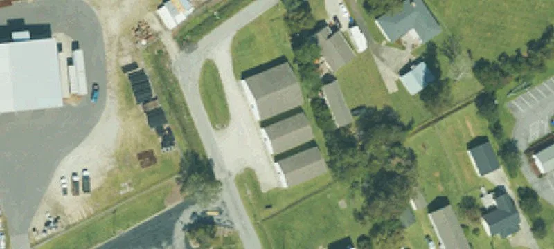 100 Cres Dr