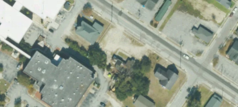 502 Cedar St