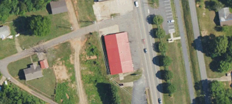 877 Railroad Ave