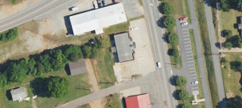 901 Railroad Ave