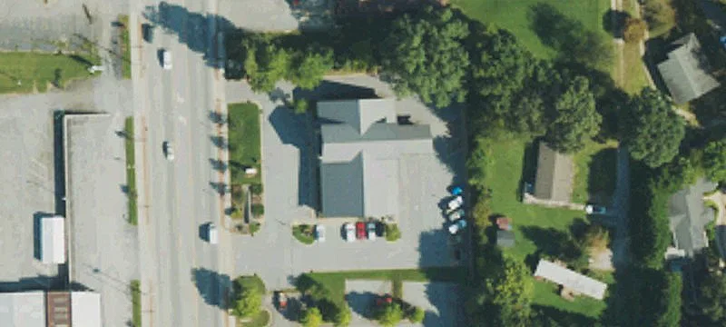 3674 Hendersonville Rd