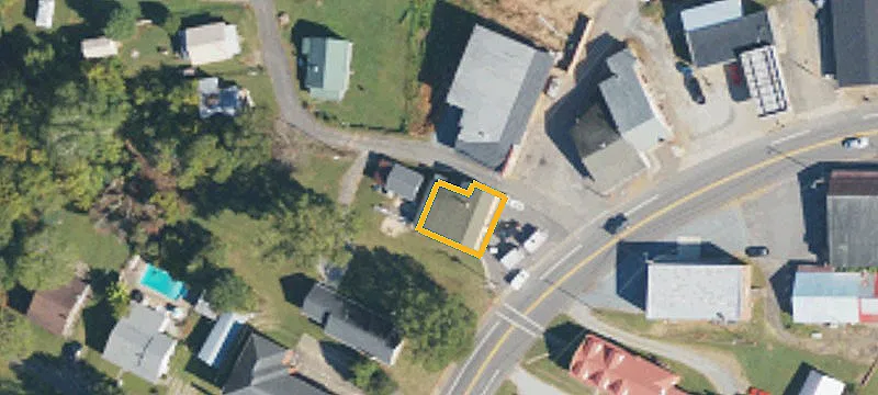 225 Main St