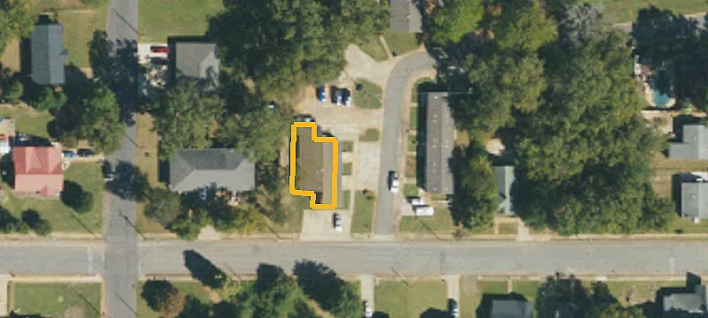 305 Rdg St