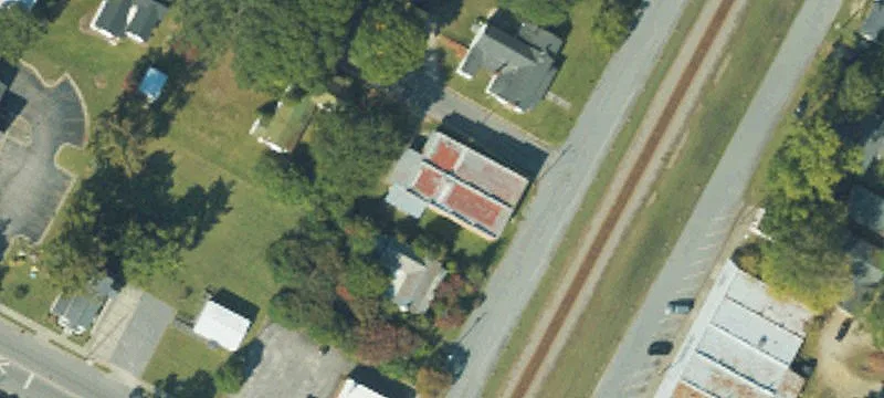 106 Railroad St