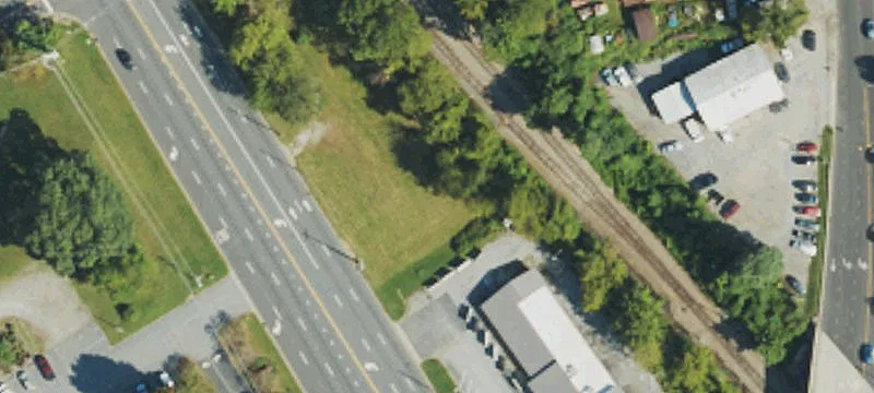 2416 Hendersonville Rd