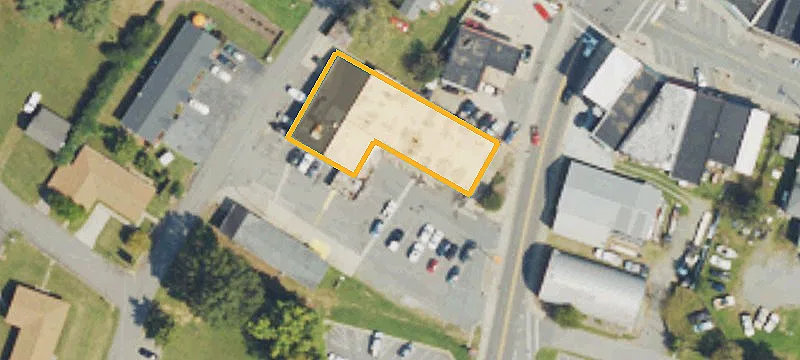 206 Main St