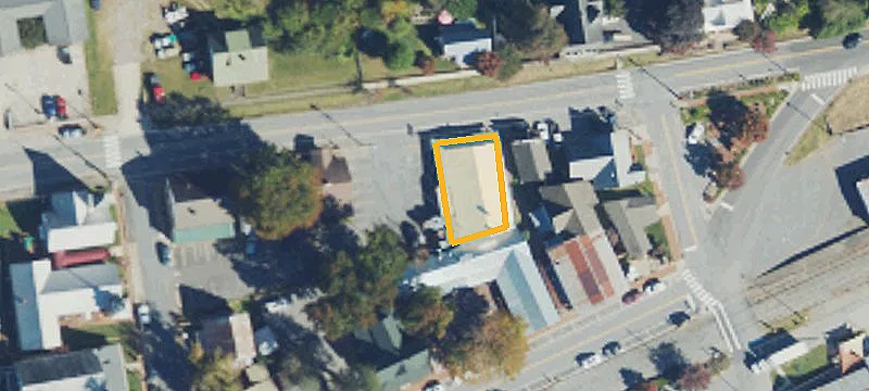 403 Haywood Rd