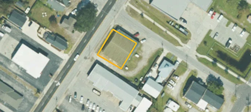 418 Live Oak St