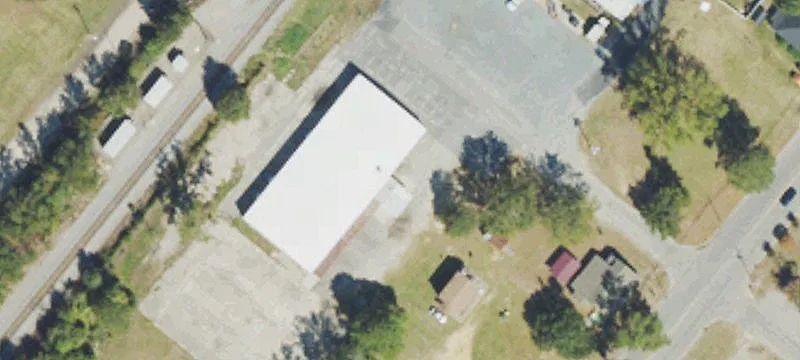 104 4th St