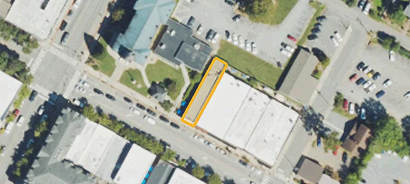 33 Main St