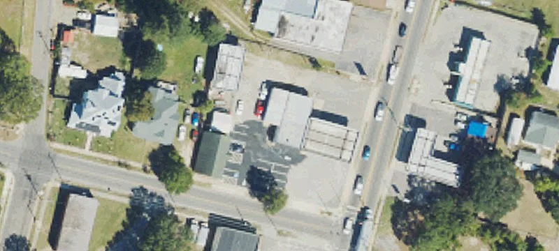 211 Main St