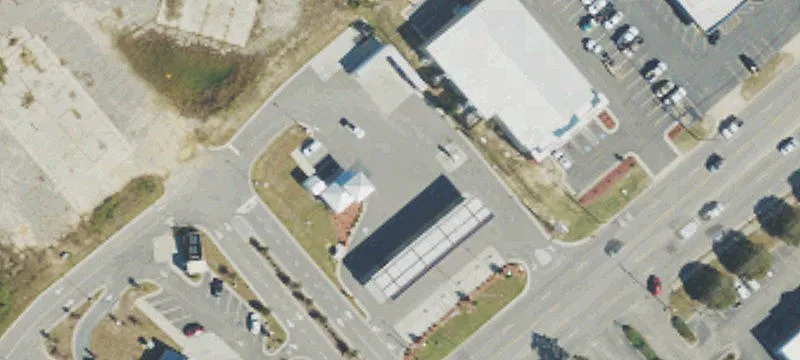 1671 Main St