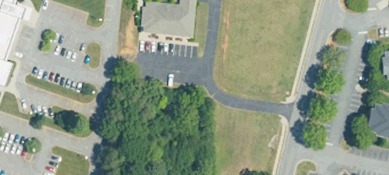 305th W College Ave