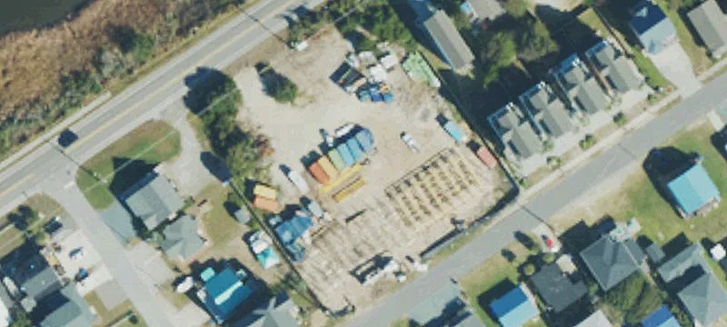 412 New Riv Dr