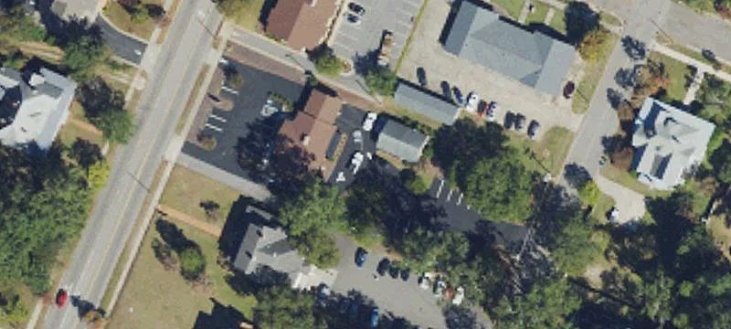 512 Main St