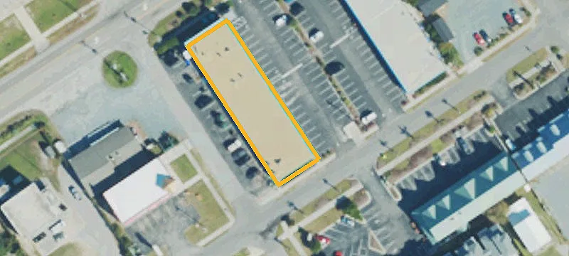 204 New Riv Dr