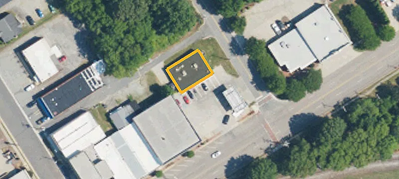 300 Salisbury Ave
