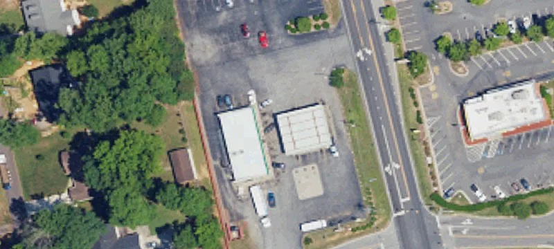 8770 Hwy 52