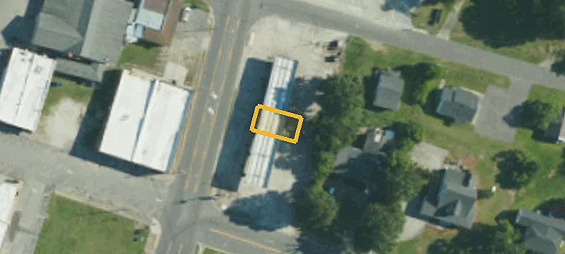 206 Main St