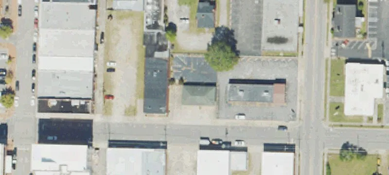 221 4th St