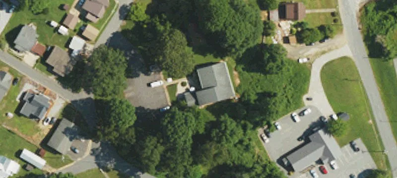 100 Forsythe St