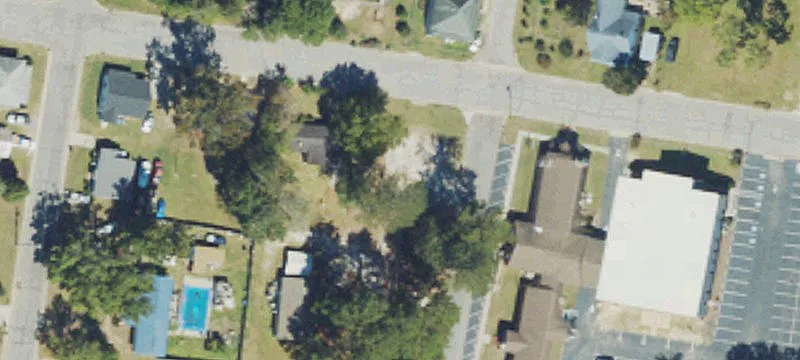 Mclean St