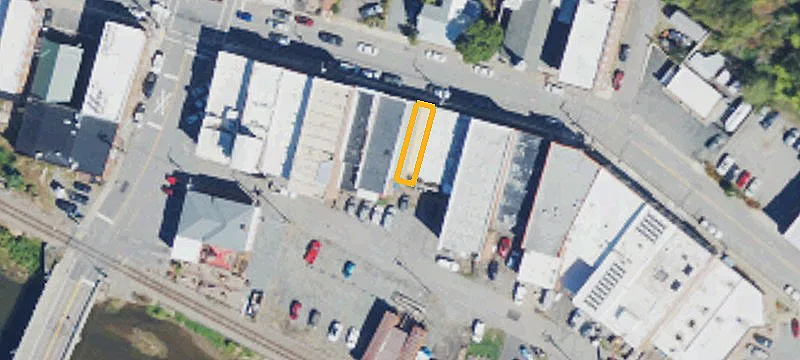 38 Main St