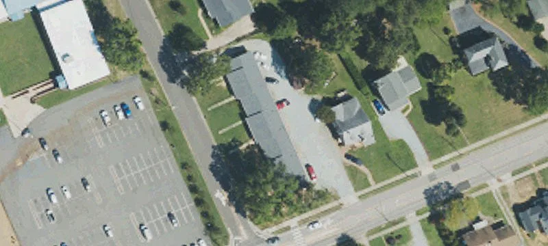400 Long Ave