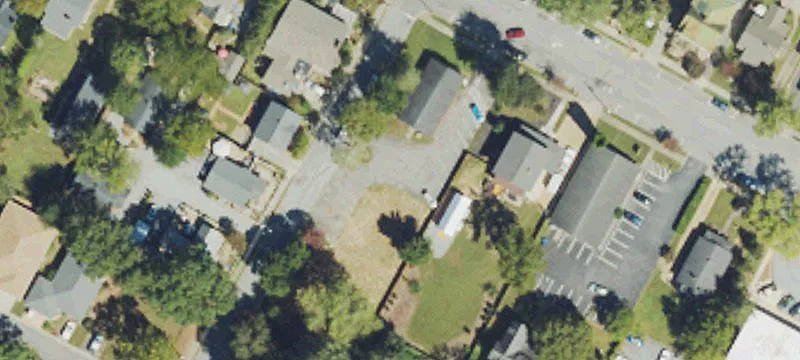 35 Oaklawn Ave