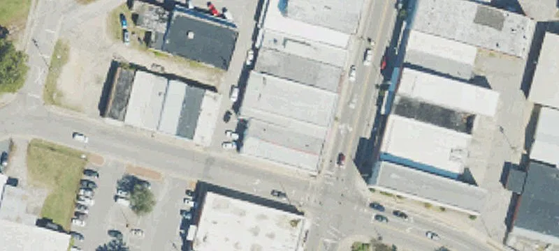128 Main St