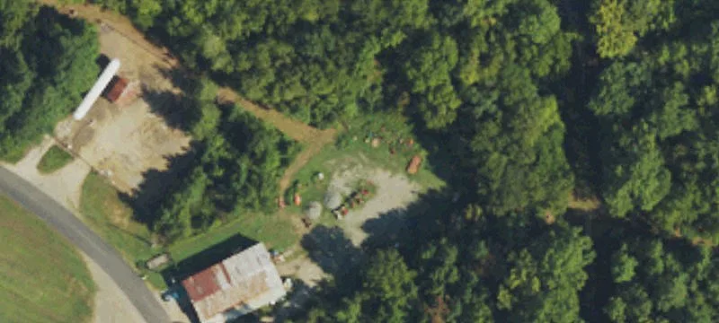 135 Tobacco Rd
