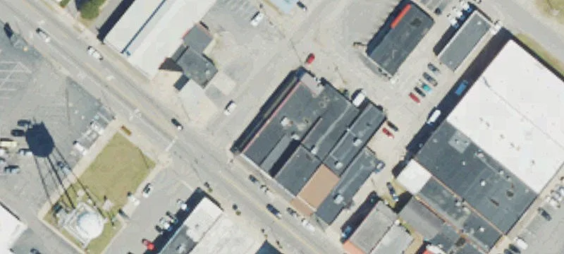 122 3rd St