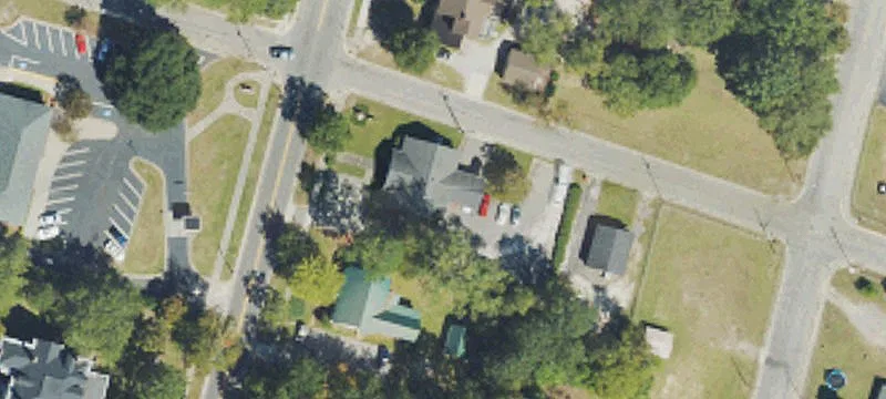 Main St