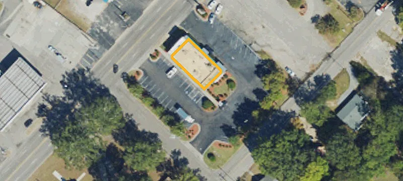 1420 Main St
