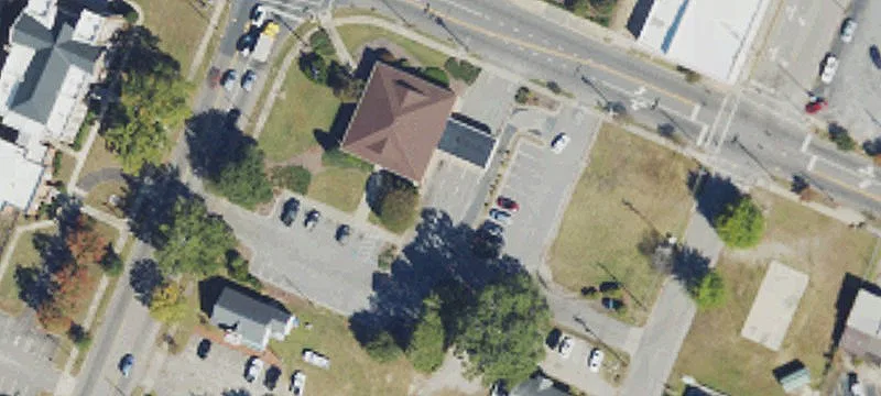 400 Main St
